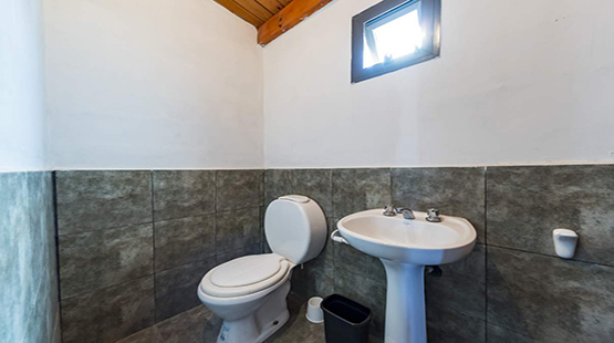 Toilete con Habitaciones